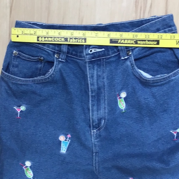 Quacker Factory Embroidered Cocktails Martini Summer Ankle Capri Denim Jeans - Picture 12 of 14